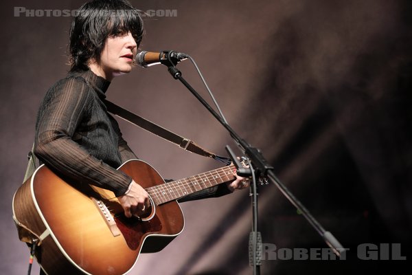 SHARON VAN ETTEN - 2022-06-15 - PARIS - La Cigale - 